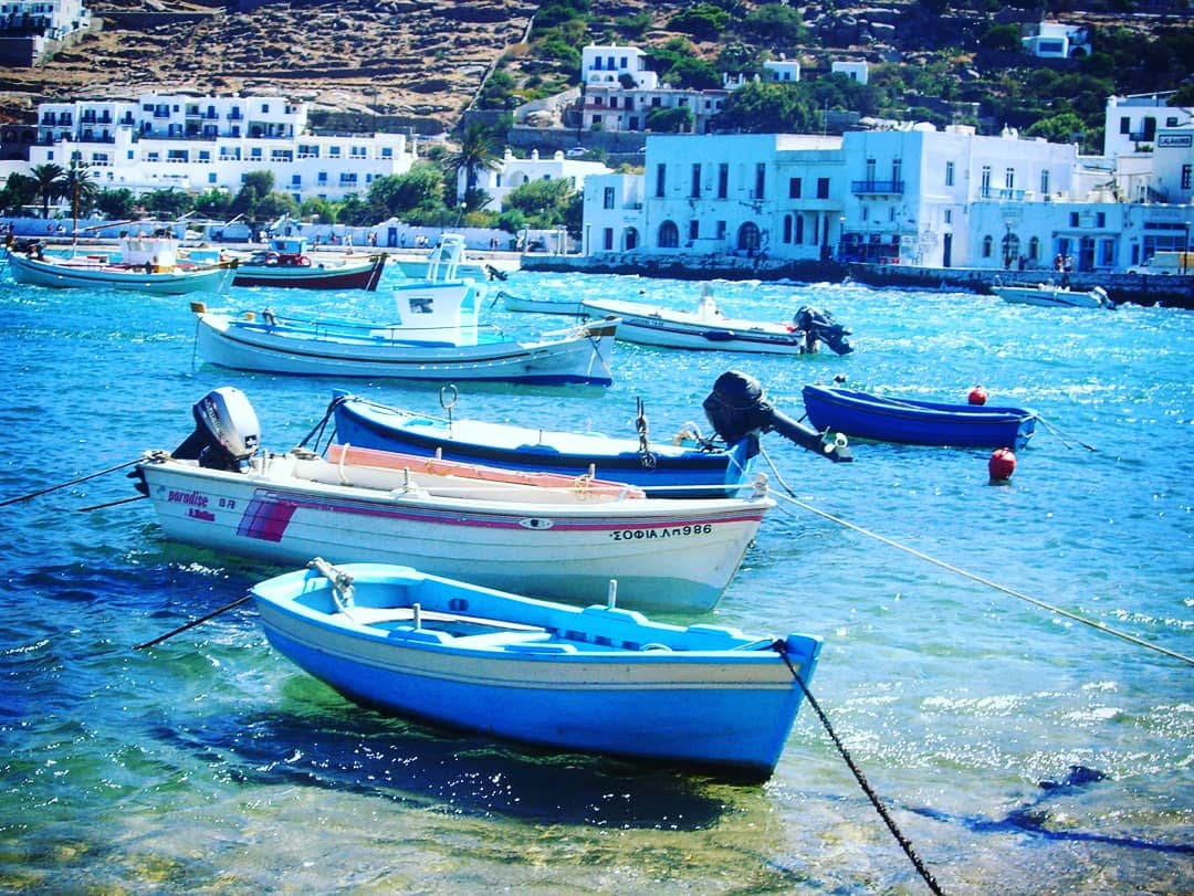 petit port de Mikonos, mer, eaux bleues, paradis