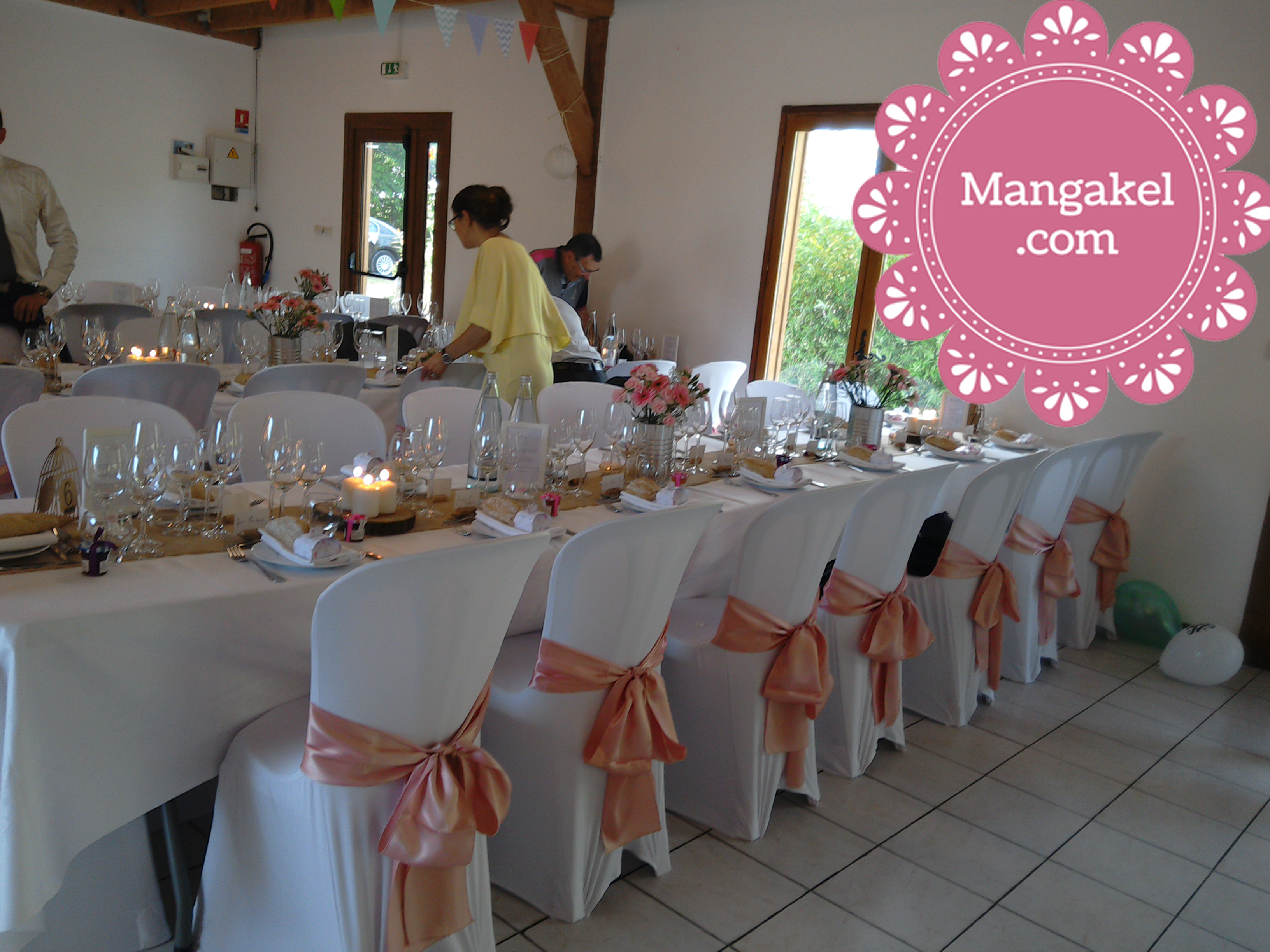 mariage, salle de réception, décoration, chaises noeuds en satin, Touraine Loire Valley