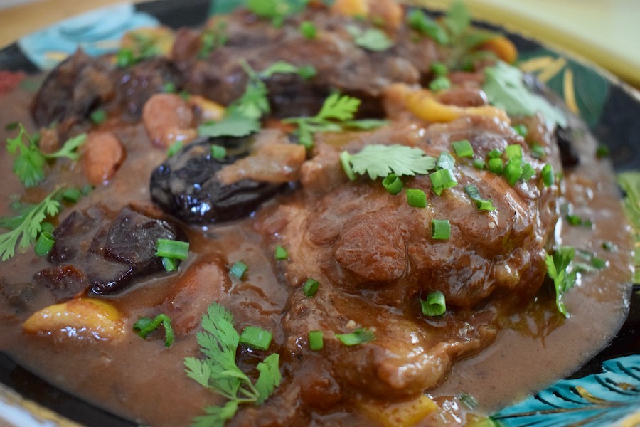 Tajine d’agneau aux pruneaux, fleur d’oranger et citrons confits maison