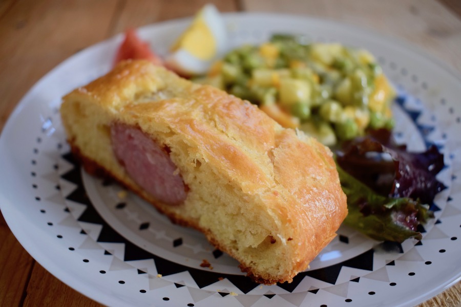 Macédoine de légumes mayonnaise et saucissons en brioche (fiches technique n° 19 et&nbsp;34)