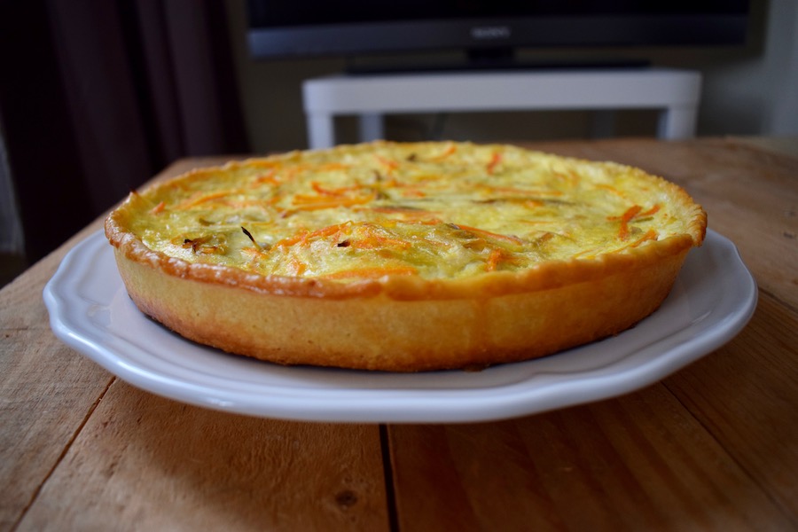 Julienne de légumes, cuisson à l&rsquo;étuvée, pâte brisée et appareil à crème prise&nbsp;salé