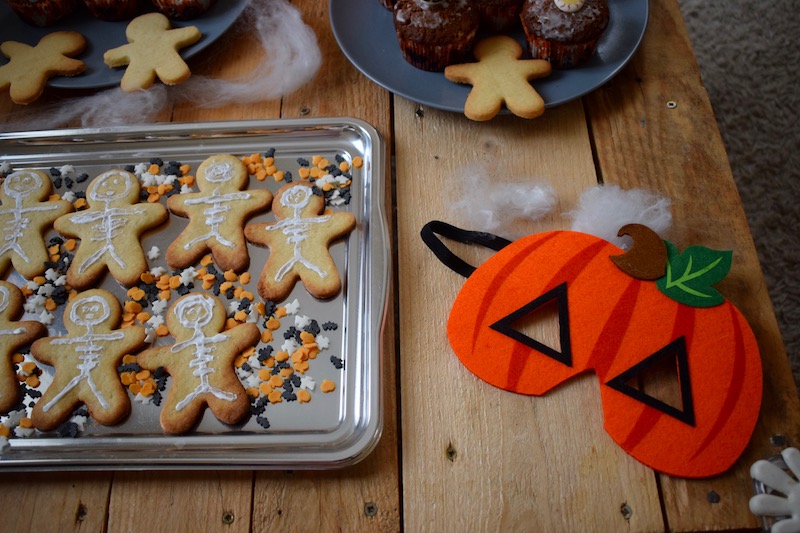 Goûter d&rsquo;Halloween : sablés et cupcakes chocolat au&nbsp;lait