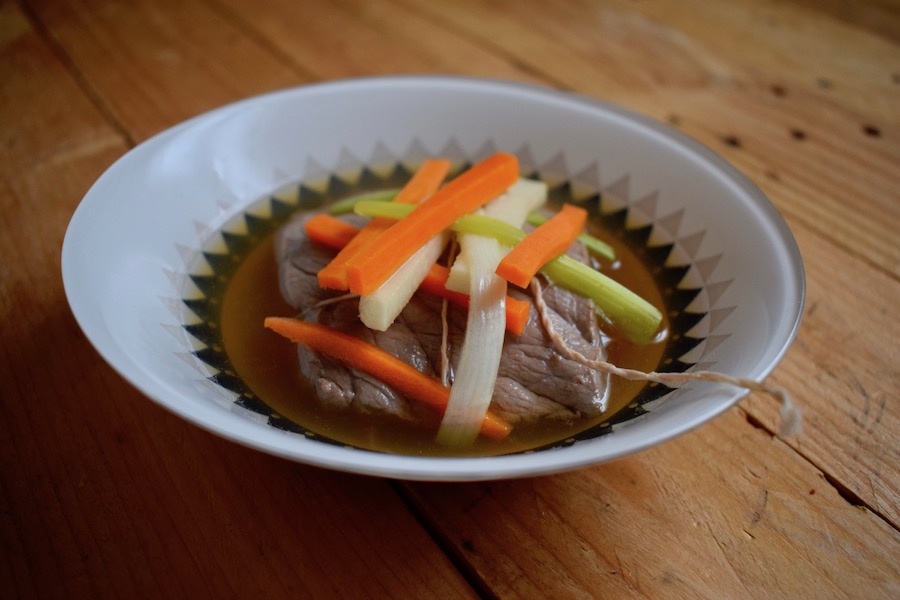 Filet de bœuf à la ficelle (FT n° 77) : Réaliser une marmite et un&nbsp;consommé