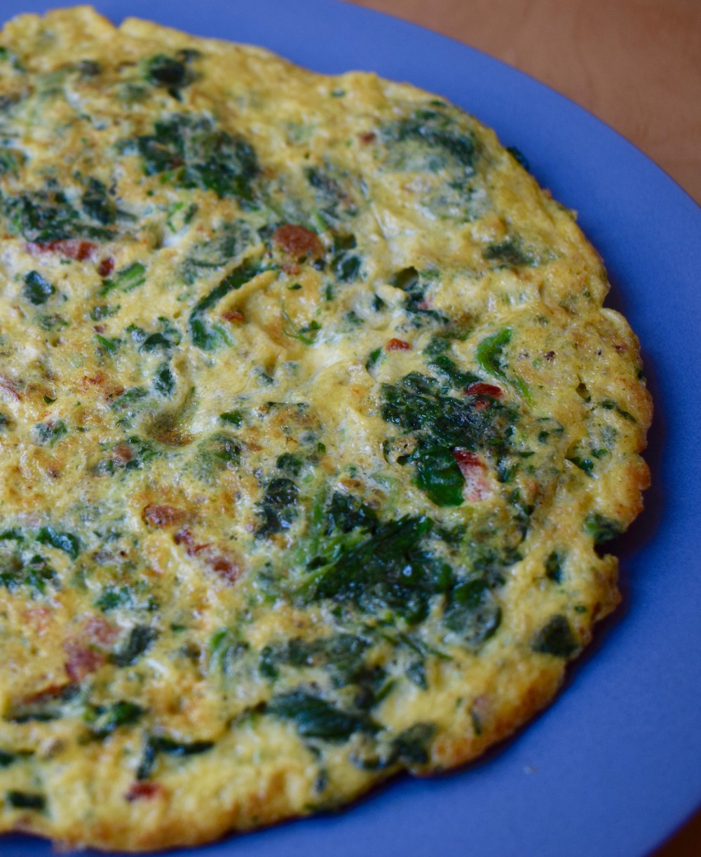 Omelette aux épinards & aux tomates&nbsp;séchées