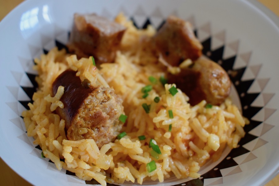 Riz sauté à la tomate et aux saucisses de&nbsp;Toulouse