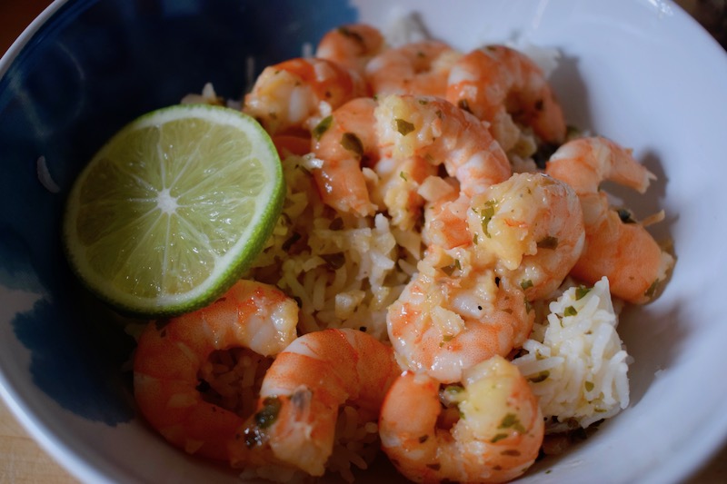 Crevettes en persillade, au miel & citron vert