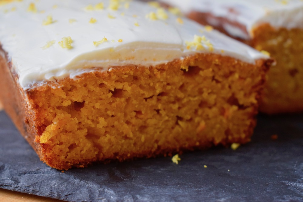 Butternut cake, glaçage vanille et zestes d'orange