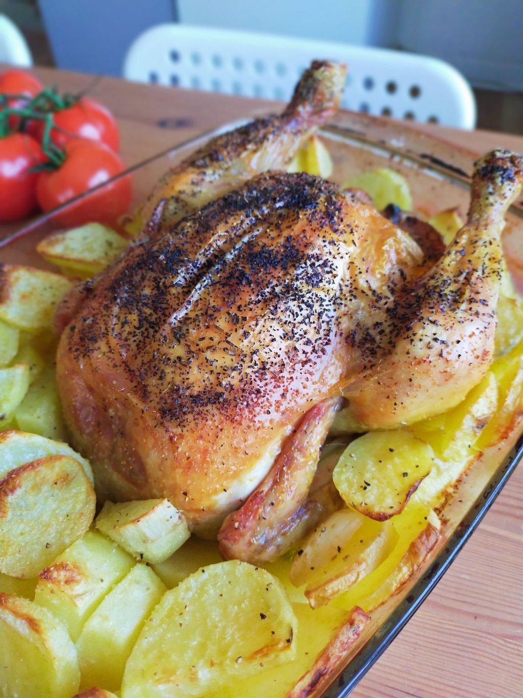 Poulet rôti au gingembre et pommes de terre à&nbsp;l&rsquo;ail